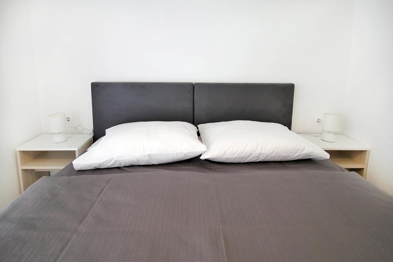 Bacan Family Apartments Кавтат Екстериор снимка