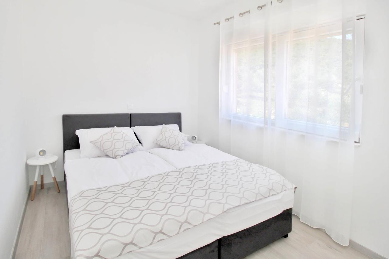 Bacan Family Apartments Кавтат Екстериор снимка