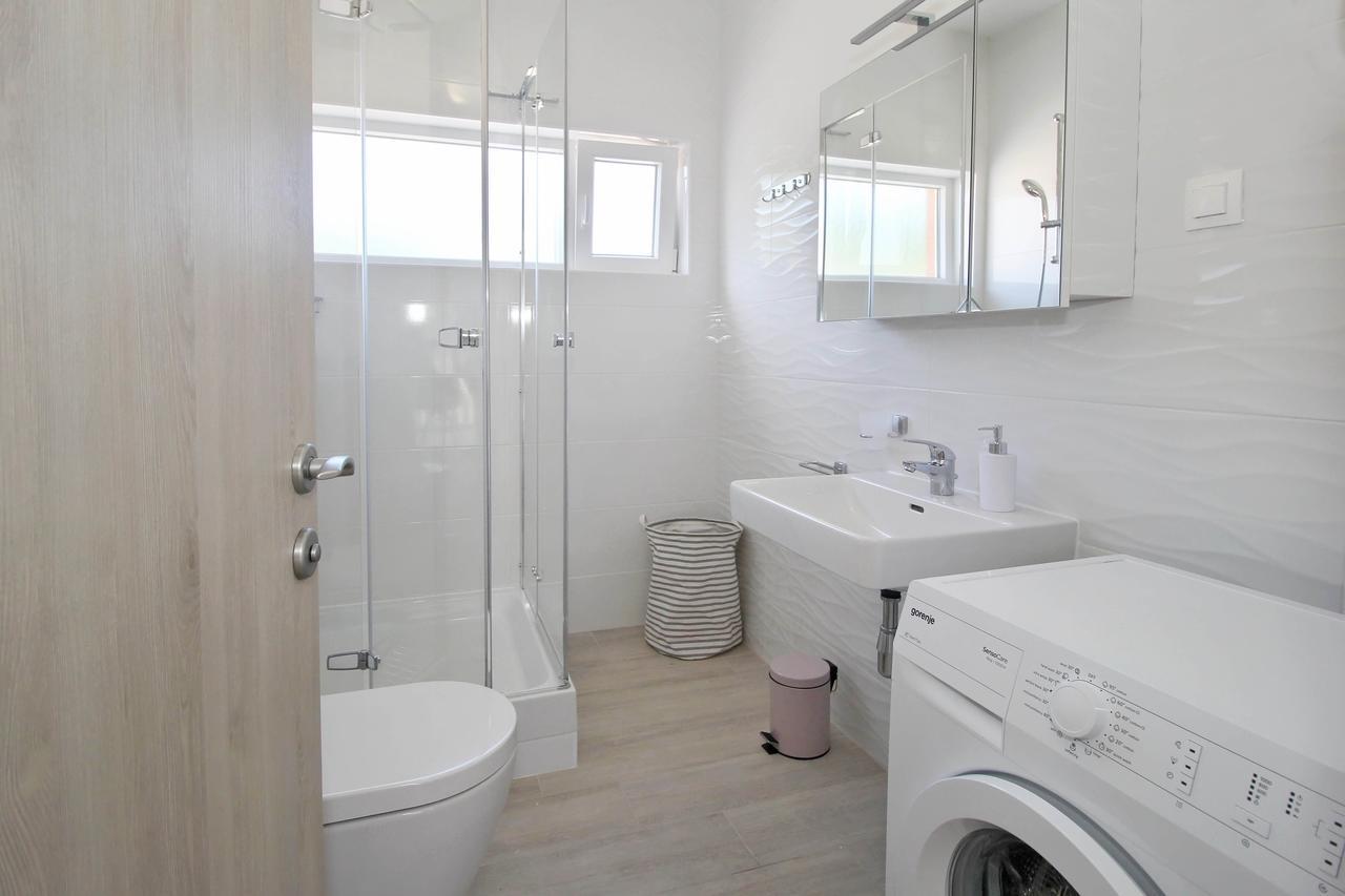 Bacan Family Apartments Кавтат Екстериор снимка
